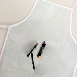 Goya 53045 - Tablier Enfant RPET avec Set de Crayons COOKER